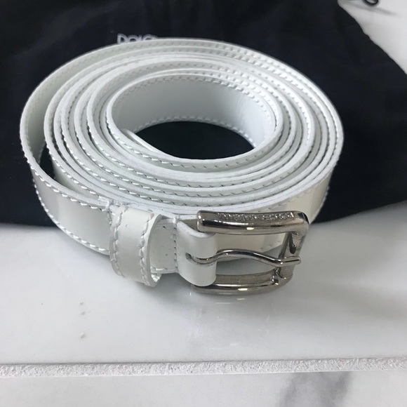 Dolce & Gabbana Patent Leather Wrap Around Belt. - Picture 2 of 6